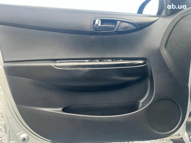 Хендай и20 2011 в Львове на Automoto.ua Серый Хендай и20, объемом двигателя 1.2 л и пробегом 184 тыс. км за 5990 $, фото 15 на Automoto.ua