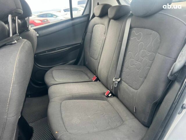 Хендай и20 2011 в Львове на Automoto.ua Серый Хендай и20, объемом двигателя 1.2 л и пробегом 184 тыс. км за 5990 $, фото 31 на Automoto.ua