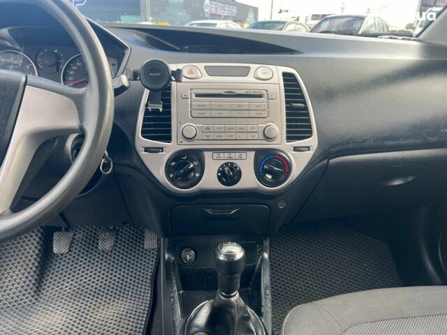 Хендай и20 2011 в Львове на Automoto.ua Серый Хендай и20, объемом двигателя 1.2 л и пробегом 184 тыс. км за 5990 $, фото 22 на Automoto.ua