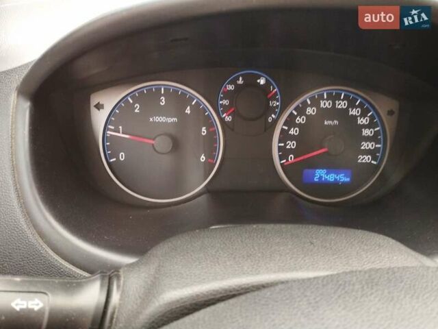 Серый Хендай и20, объемом двигателя 1.4 л и пробегом 274 тыс. км за 5200 $, фото 6 на Automoto.ua