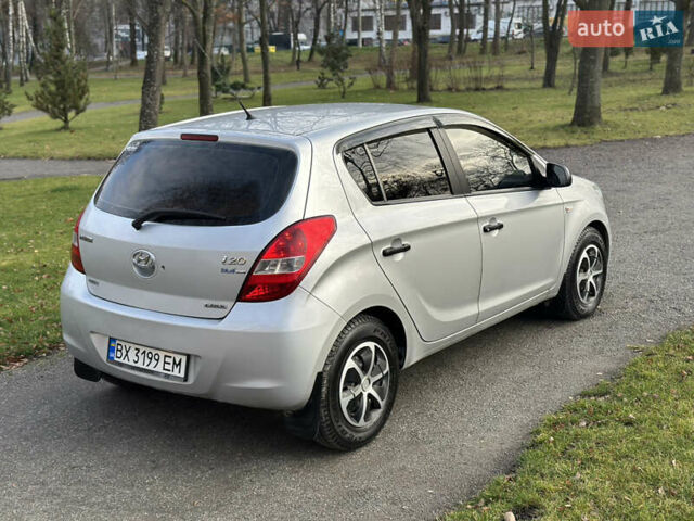 Серый Хендай и20, объемом двигателя 1.4 л и пробегом 273 тыс. км за 4999 $, фото 6 на Automoto.ua