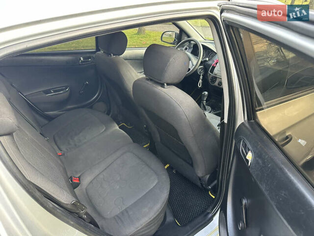 Серый Хендай и20, объемом двигателя 1.4 л и пробегом 273 тыс. км за 4999 $, фото 17 на Automoto.ua