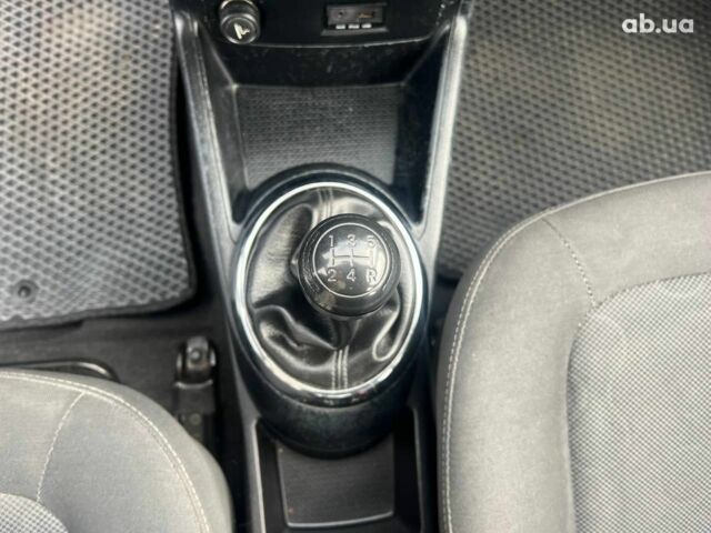 Хендай и20 2011 в Львове на Automoto.ua Серый Хендай и20, объемом двигателя 1.2 л и пробегом 184 тыс. км за 5990 $, фото 27 на Automoto.ua