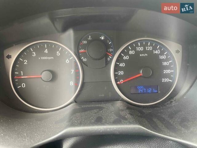 Серый Хендай и20, объемом двигателя 1.25 л и пробегом 147 тыс. км за 6000 $, фото 9 на Automoto.ua