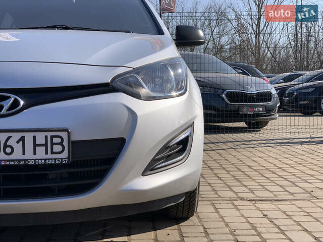 Сірий Хендай і20, об'ємом двигуна 1.1 л та пробігом 125 тис. км за 6499 $, фото 9 на Automoto.ua