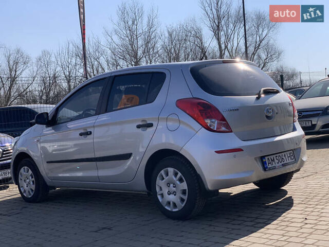 Сірий Хендай і20, об'ємом двигуна 1.1 л та пробігом 125 тис. км за 6499 $, фото 16 на Automoto.ua