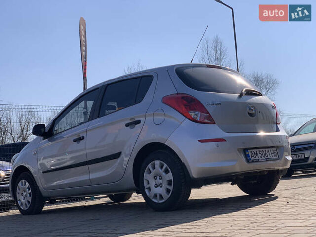 Сірий Хендай і20, об'ємом двигуна 1.1 л та пробігом 125 тис. км за 6499 $, фото 17 на Automoto.ua