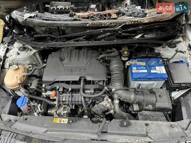 Серый Хендай и20, объемом двигателя 1 л и пробегом 57 тыс. км за 8000 $, фото 1 на Automoto.ua