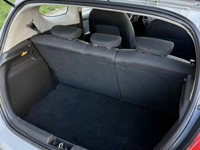 Серый Хендай и20, объемом двигателя 1.2 л и пробегом 198 тыс. км за 4300 $, фото 12 на Automoto.ua