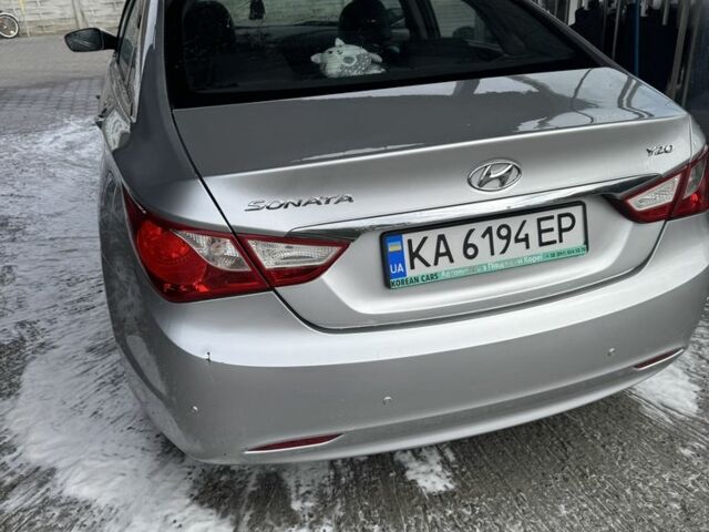 Серый Хендай и20, объемом двигателя 2 л и пробегом 3 тыс. км за 5800 $, фото 5 на Automoto.ua