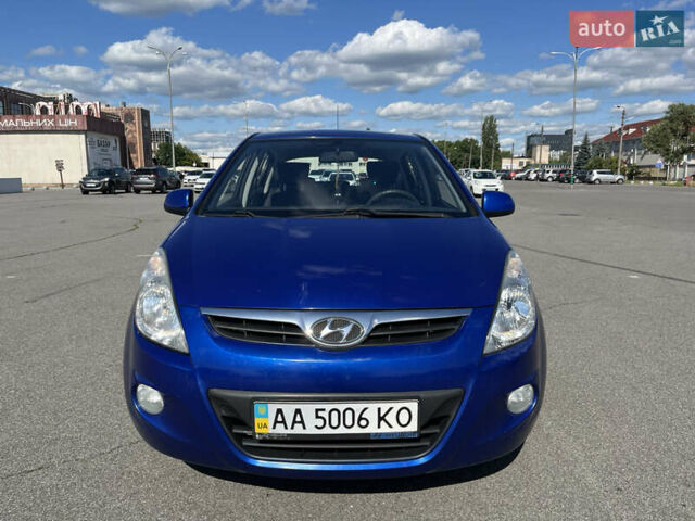 Синий Хендай и20, объемом двигателя 1.4 л и пробегом 180 тыс. км за 7400 $, фото 12 на Automoto.ua