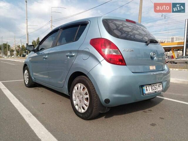 Синий Хендай и20, объемом двигателя 1.25 л и пробегом 205 тыс. км за 4900 $, фото 4 на Automoto.ua
