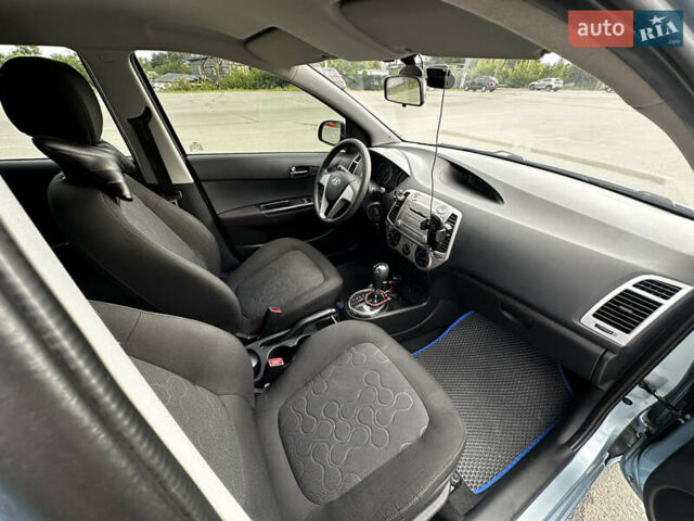 Синий Хендай и20, объемом двигателя 1.4 л и пробегом 50 тыс. км за 8700 $, фото 15 на Automoto.ua