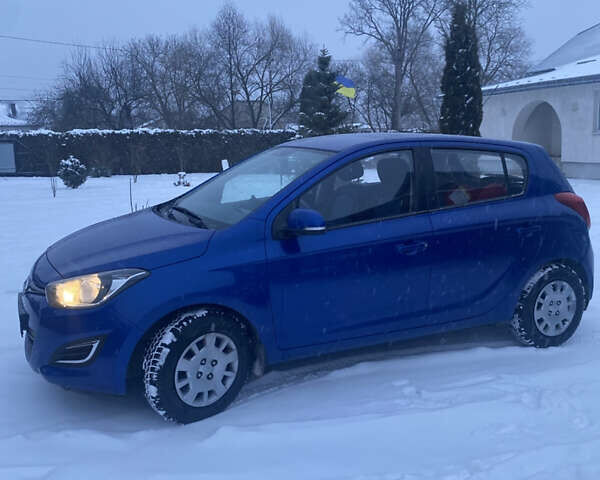 Синій Хендай і20, об'ємом двигуна 1.4 л та пробігом 117 тис. км за 7200 $, фото 1 на Automoto.ua
