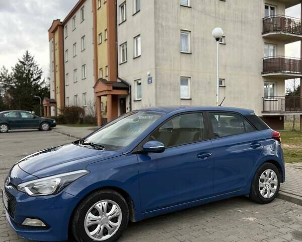 Синий Хендай и20, объемом двигателя 1.1 л и пробегом 300 тыс. км за 9700 $, фото 13 на Automoto.ua
