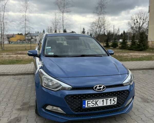 Синий Хендай и20, объемом двигателя 1.1 л и пробегом 300 тыс. км за 9700 $, фото 14 на Automoto.ua