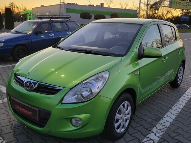 Зеленый Хендай и20, объемом двигателя 1.4 л и пробегом 98 тыс. км за 7200 $, фото 6 на Automoto.ua