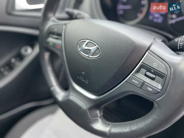 Оранжевый Хендай и20, объемом двигателя 1.37 л и пробегом 82 тыс. км за 12300 $, фото 43 на Automoto.ua