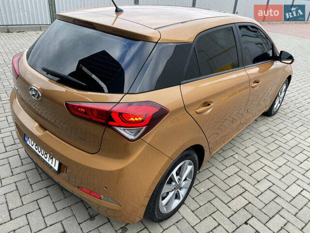 Оранжевый Хендай и20, объемом двигателя 1.37 л и пробегом 82 тыс. км за 12300 $, фото 27 на Automoto.ua