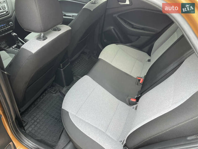 Оранжевый Хендай и20, объемом двигателя 1.37 л и пробегом 82 тыс. км за 12300 $, фото 36 на Automoto.ua