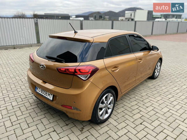 Оранжевый Хендай и20, объемом двигателя 1.37 л и пробегом 82 тыс. км за 12300 $, фото 16 на Automoto.ua