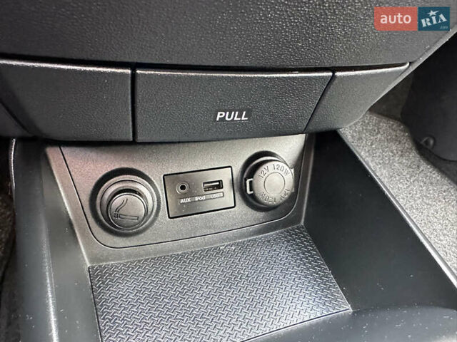 Белый Хендай i30, объемом двигателя 1.4 л и пробегом 203 тыс. км за 6600 $, фото 26 на Automoto.ua