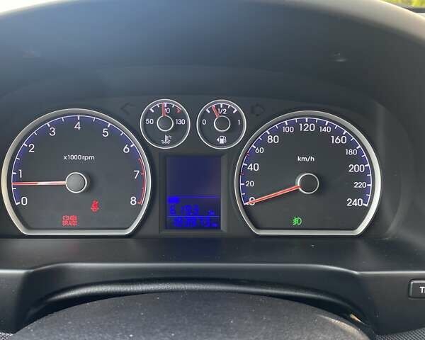 Белый Хендай i30, объемом двигателя 1.6 л и пробегом 191 тыс. км за 6800 $, фото 21 на Automoto.ua
