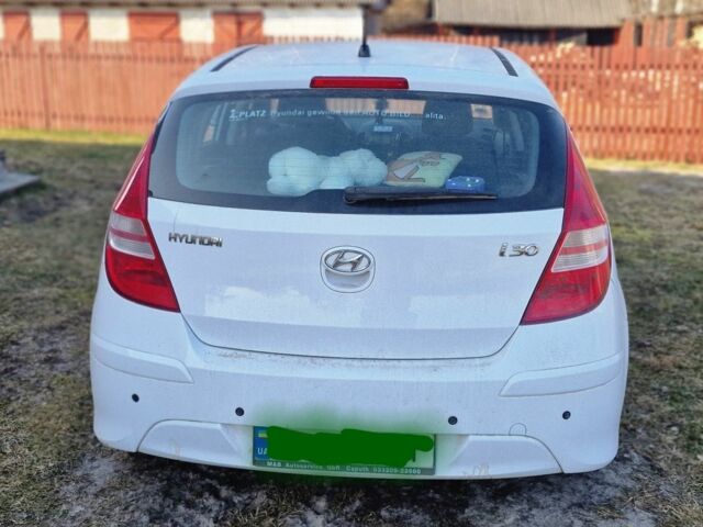 Хендай i30 2011 в Луцке на Automoto.ua Белый Хендай i30, объемом двигателя 1.4 л и пробегом 120 тыс. км за 7805 $, фото 3 на Automoto.ua