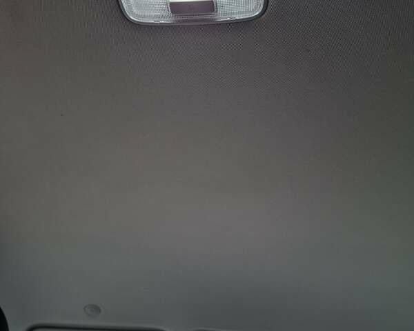 Белый Хендай i30, объемом двигателя 1.58 л и пробегом 255 тыс. км за 7500 $, фото 9 на Automoto.ua