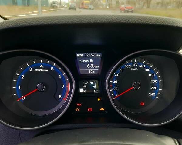 Белый Хендай i30, объемом двигателя 1.4 л и пробегом 121 тыс. км за 8500 $, фото 1 на Automoto.ua