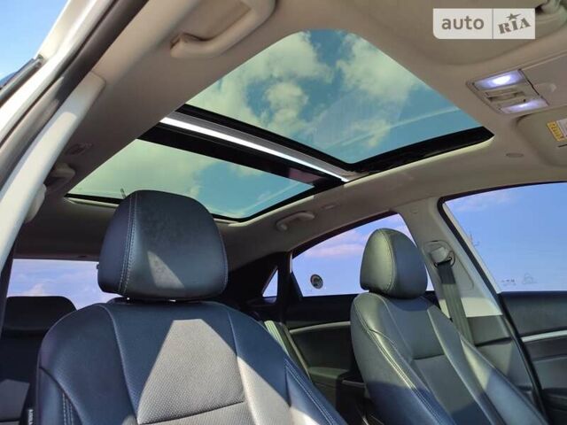 Белый Хендай i30, объемом двигателя 1.6 л и пробегом 175 тыс. км за 10999 $, фото 35 на Automoto.ua