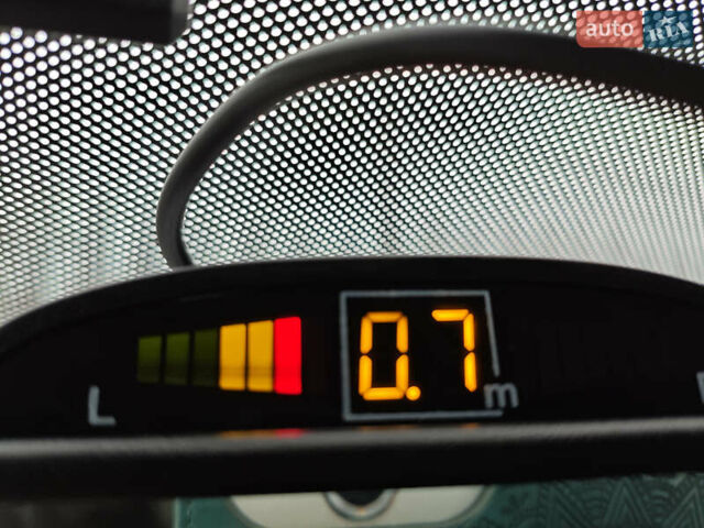 Білий Хендай i30, об'ємом двигуна 1.4 л та пробігом 105 тис. км за 8400 $, фото 25 на Automoto.ua