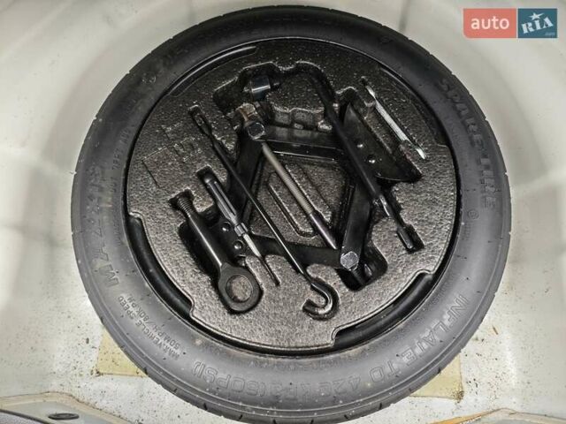 Белый Хендай i30, объемом двигателя 1.4 л и пробегом 105 тыс. км за 8400 $, фото 15 на Automoto.ua