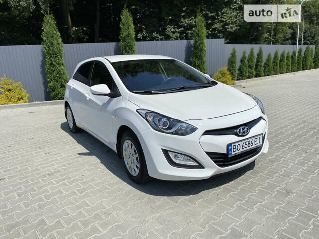 Білий Хендай i30, об'ємом двигуна 1.4 л та пробігом 180 тис. км за 7300 $, фото 20 на Automoto.ua