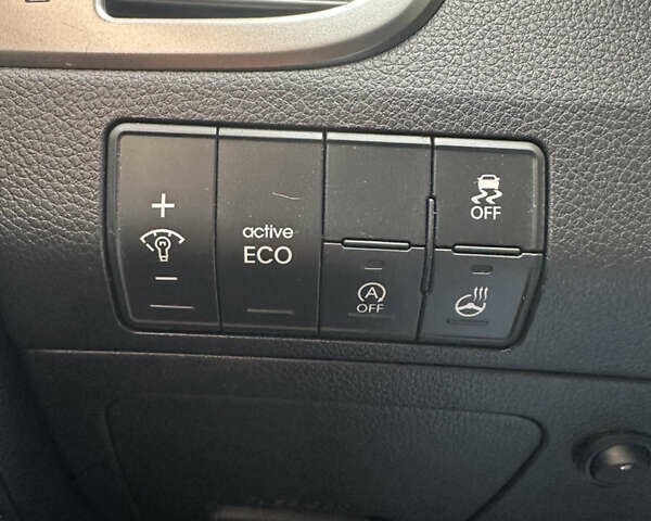 Білий Хендай i30, об'ємом двигуна 1.58 л та пробігом 125 тис. км за 12000 $, фото 21 на Automoto.ua