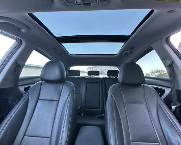 Білий Хендай i30, об'ємом двигуна 1.58 л та пробігом 125 тис. км за 12000 $, фото 23 на Automoto.ua