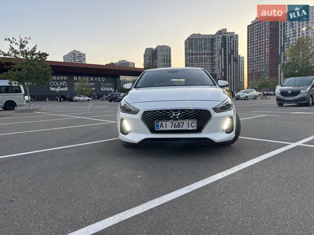 Белый Хендай i30, объемом двигателя 1.59 л и пробегом 72 тыс. км за 16000 $, фото 14 на Automoto.ua
