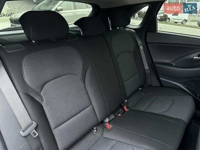 Белый Хендай i30, объемом двигателя 1.5 л и пробегом 56 тыс. км за 16843 $, фото 20 на Automoto.ua