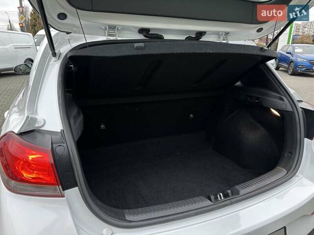 Белый Хендай i30, объемом двигателя 1.5 л и пробегом 56 тыс. км за 16843 $, фото 17 на Automoto.ua