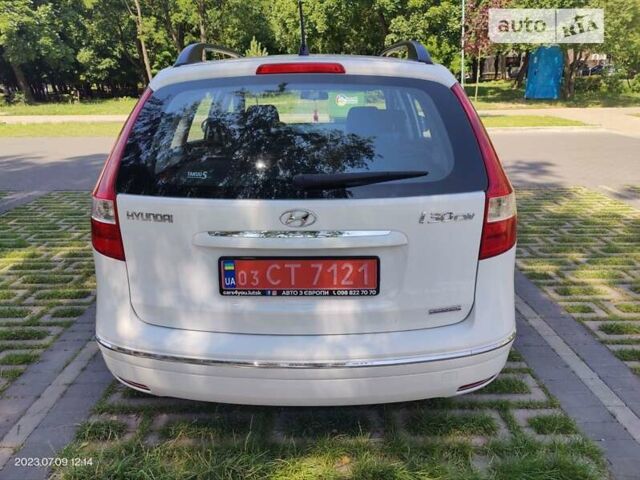 Білий Хендай i30, об'ємом двигуна 1.6 л та пробігом 180 тис. км за 7900 $, фото 11 на Automoto.ua