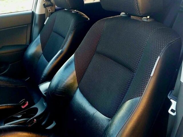 Белый Хендай i30, объемом двигателя 1.6 л и пробегом 250 тыс. км за 6400 $, фото 3 на Automoto.ua