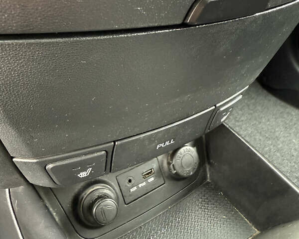 Белый Хендай i30, объемом двигателя 1.6 л и пробегом 217 тыс. км за 7900 $, фото 13 на Automoto.ua