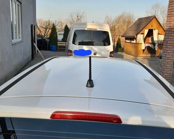 Белый Хендай i30, объемом двигателя 1.58 л и пробегом 217 тыс. км за 7900 $, фото 3 на Automoto.ua