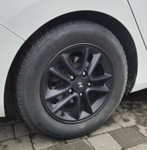 Білий Хендай i30, об'ємом двигуна 1.6 л та пробігом 166 тис. км за 8500 $, фото 7 на Automoto.ua