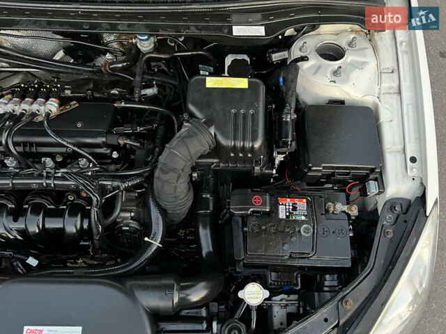 Білий Хендай i30, об'ємом двигуна 1.6 л та пробігом 270 тис. км за 6800 $, фото 11 на Automoto.ua