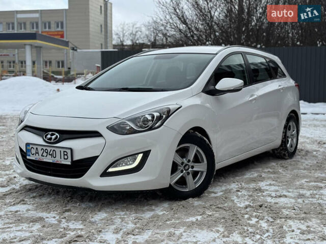 Білий Хендай i30, об'ємом двигуна 1.6 л та пробігом 229 тис. км за 7700 $, фото 13 на Automoto.ua
