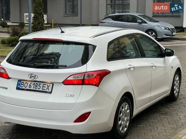 Белый Хендай i30, объемом двигателя 1.58 л и пробегом 223 тыс. км за 6800 $, фото 20 на Automoto.ua