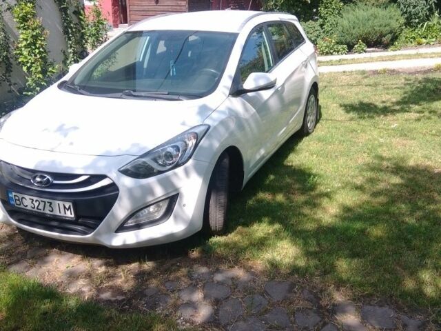 Белый Хендай i30, объемом двигателя 0 л и пробегом 233 тыс. км за 8000 $, фото 7 на Automoto.ua