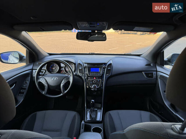 Белый Хендай i30, объемом двигателя 1.6 л и пробегом 200 тыс. км за 10700 $, фото 38 на Automoto.ua