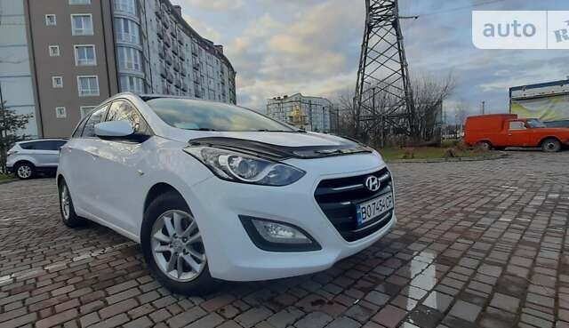 Белый Хендай i30, объемом двигателя 1.6 л и пробегом 284 тыс. км за 7900 $, фото 23 на Automoto.ua